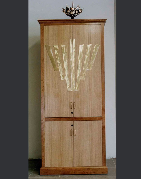 Portable Ark by David Klass of Synagogue Art: Morningside House, Bronx, NY 